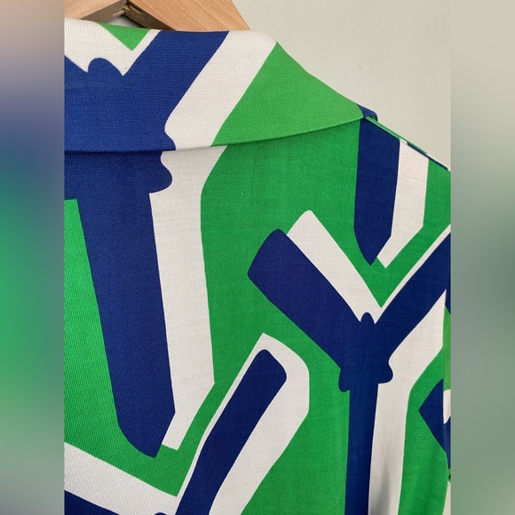 Diane Von Furstenberg Vintage Jilda Silk Wrap Dress in Why Green Size 6 - Picture 10 of 10